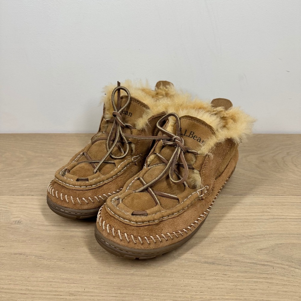 L.L.Bean Moccasin Boots Womens 8 Brown Suede Shearling Lace Up Cabin Cozy